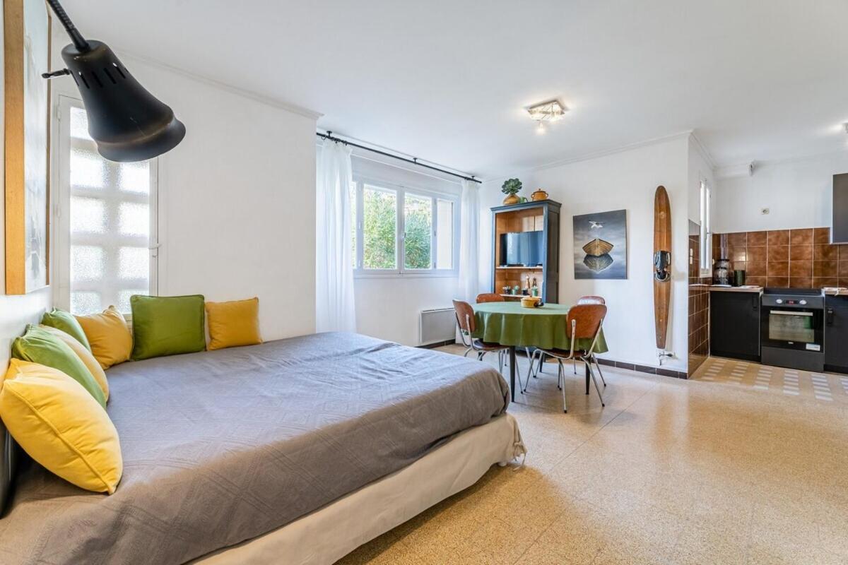 Le Marignan- Studio Plein Centre Каси Экстерьер фото